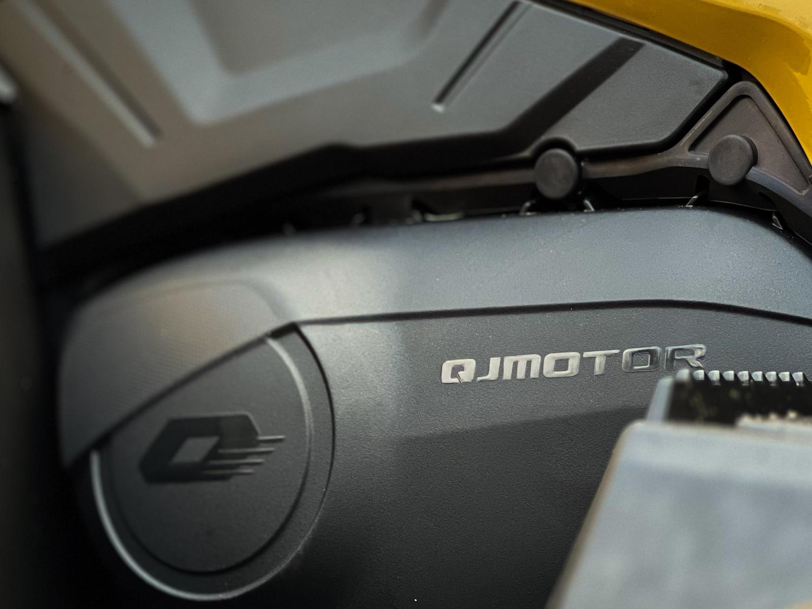 MMC Fury MUD 1000R QJMOTOR Engine Detail